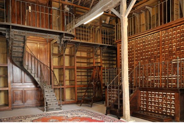 20 La grange a porteau renferme le Columbarium
